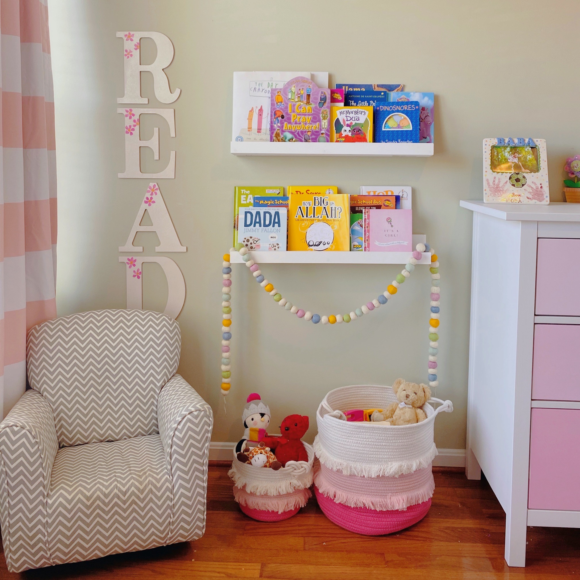 Toddler Bedroom Makeover DIY Book Ledge |ORC Week 5